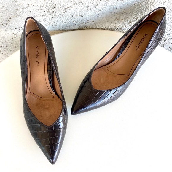 vionic pumps